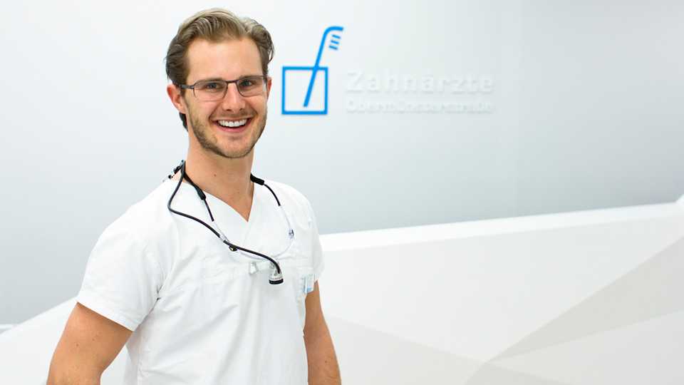 Dr. Julian Hieronymus