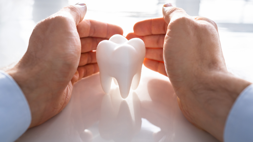 Kreidezähne: Warum wir unsere Zähne vor Umwelteinflüssen schützen müssen.